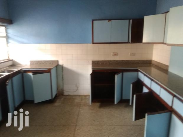 7bedroomed Spacious Maisonette,1br Dsq to Let Muthaiga - thumbnail 8