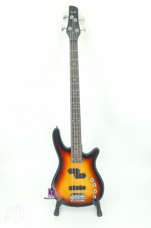 Generic Fender 4 String Bass Guitar - thumbnail 4