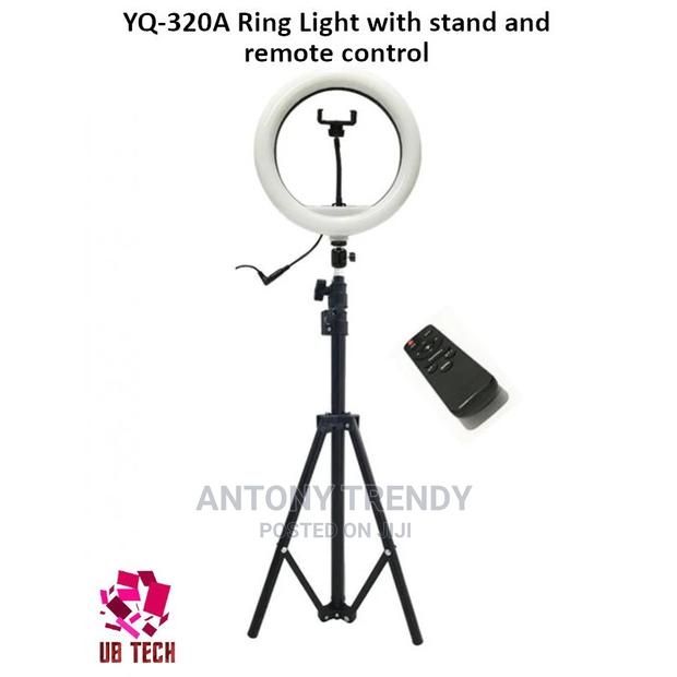 Selfie Tripond Stand - main view