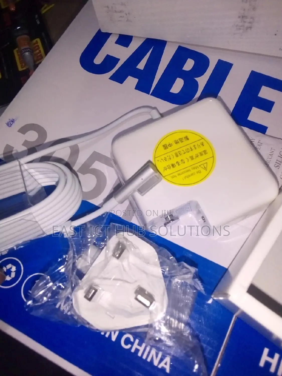 MAC Book Chargers and Adptors 60W