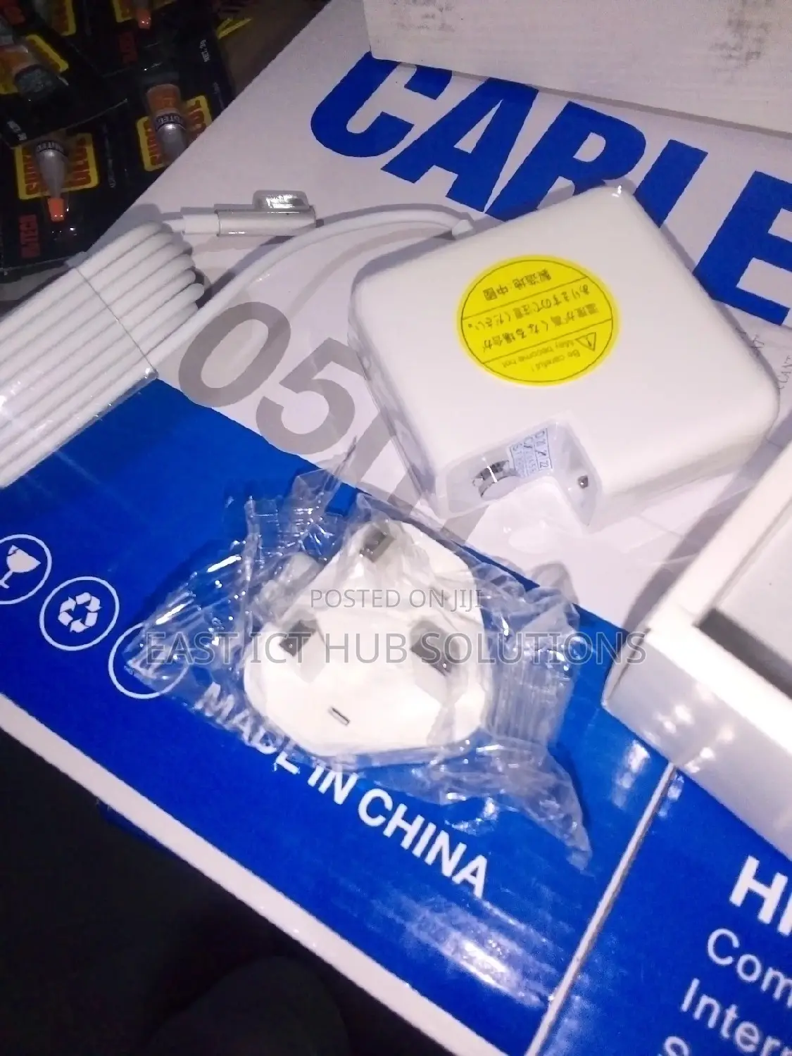 MAC Book Chargers and Adptors 60W