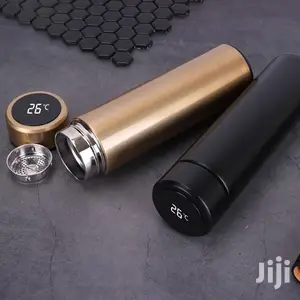 Vacuum Flask With Temperature Display