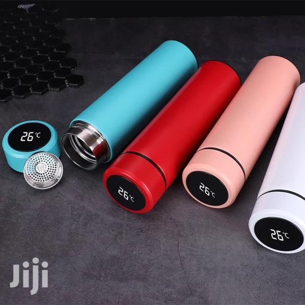 Vacuum Flask With Temperature Display - thumbnail 2
