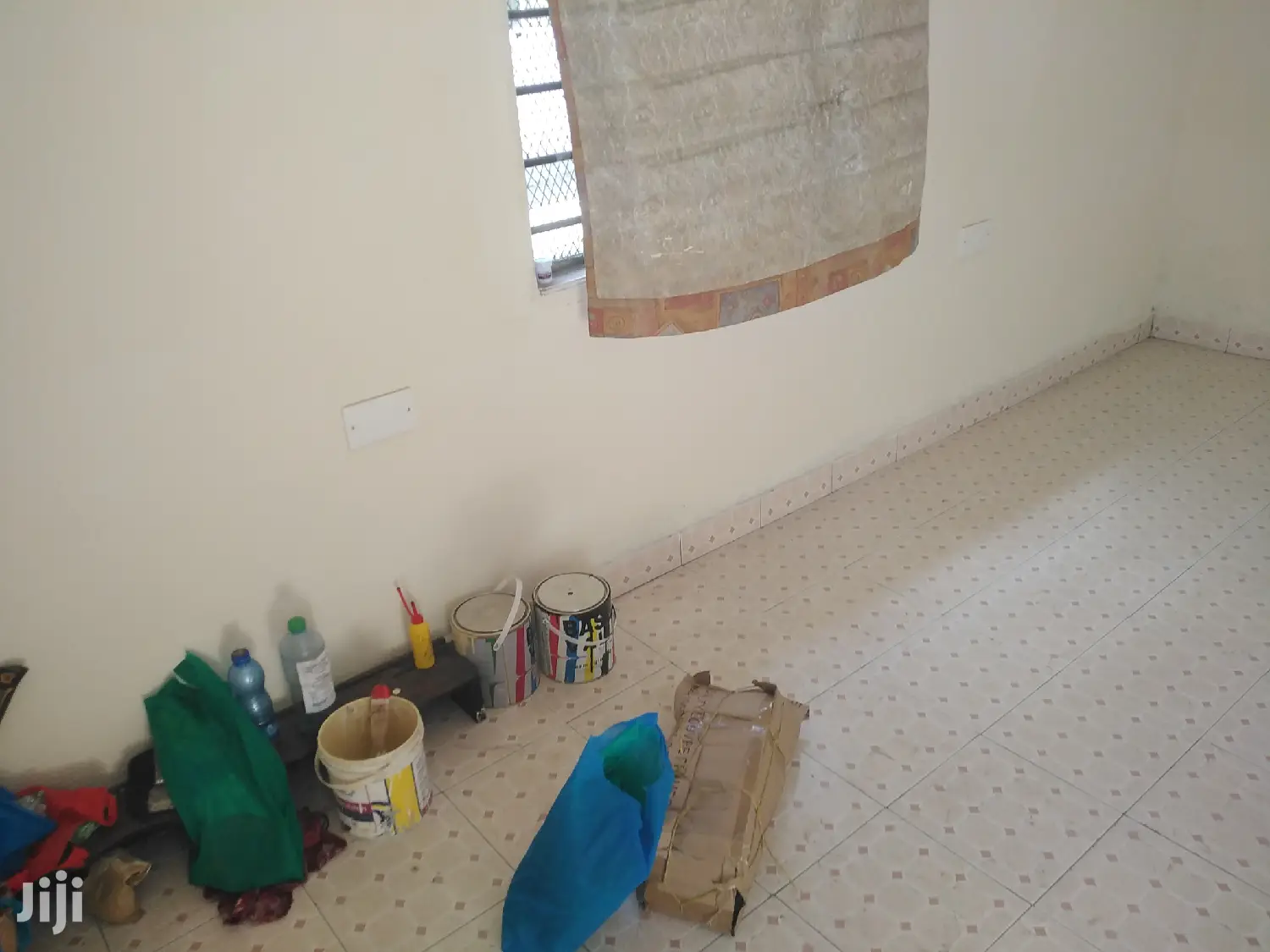 5bdrm Bungalow in Bamburi for sale