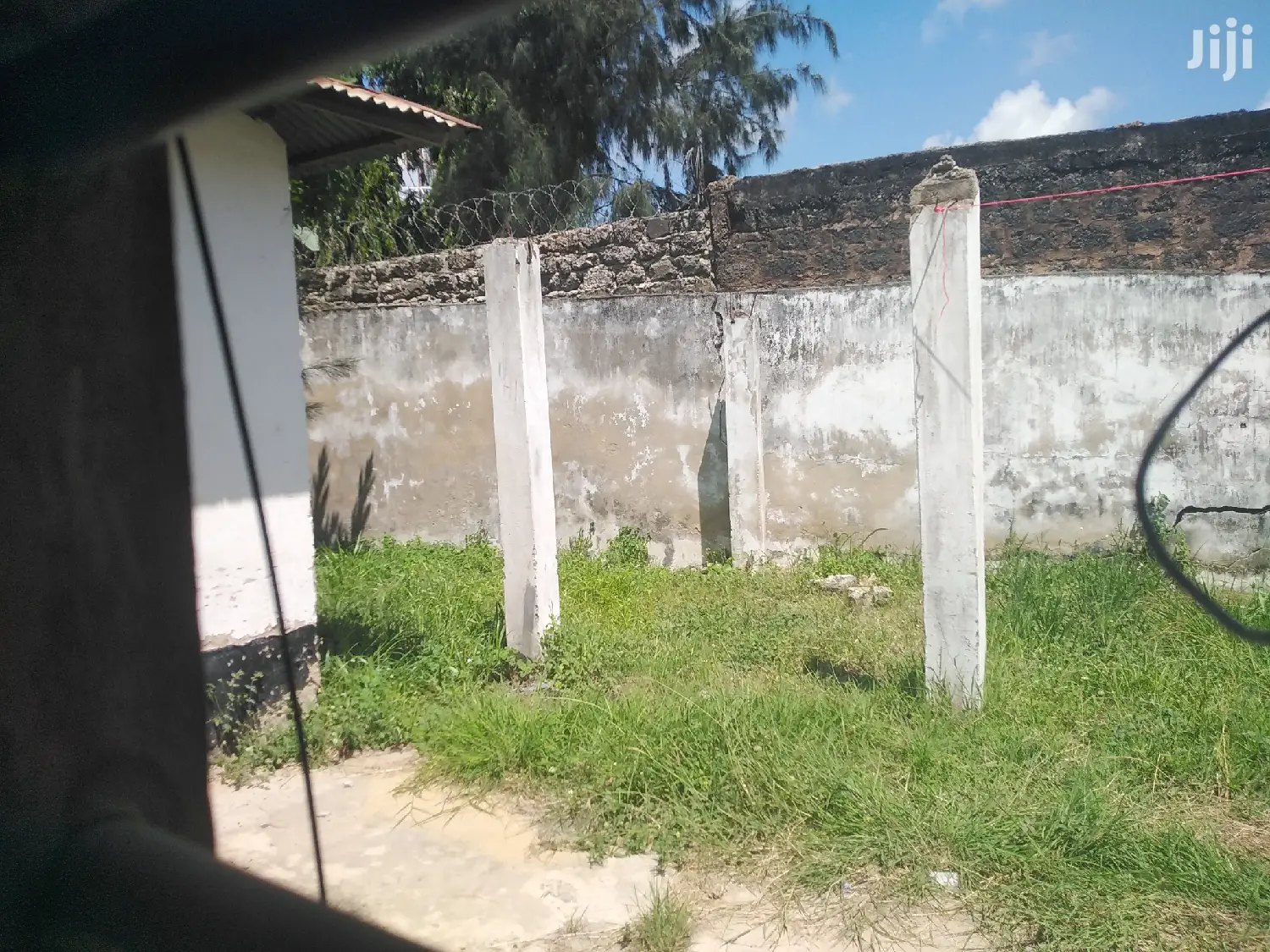 5bdrm Bungalow in Bamburi for sale