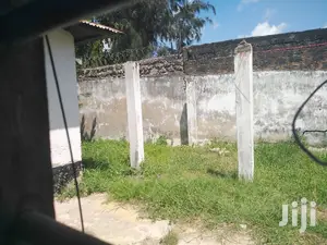 5bdrm Bungalow in Bamburi for sale