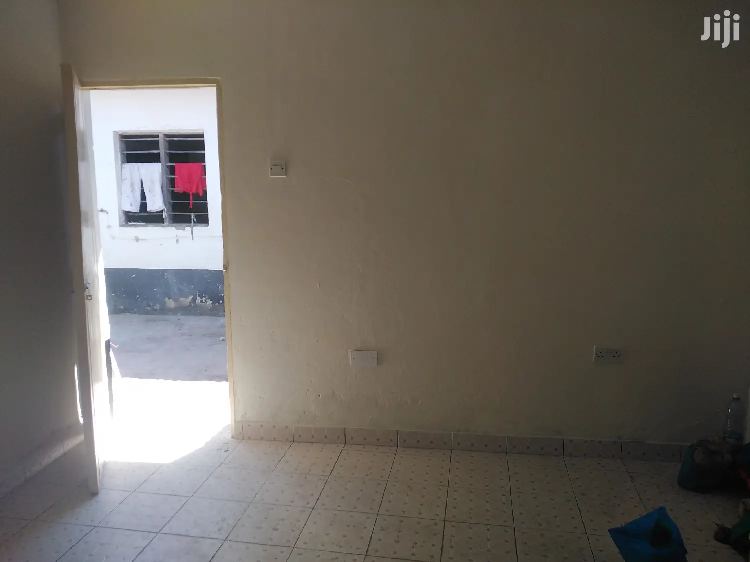 5bdrm Bungalow in Bamburi for sale