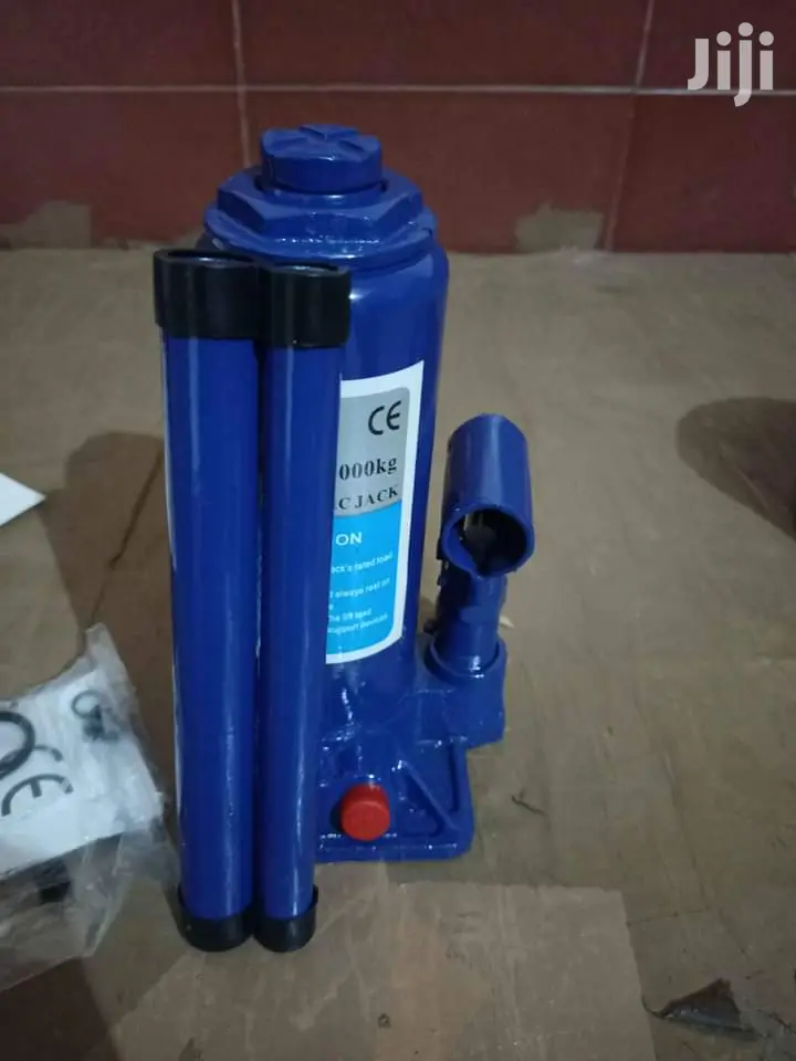New Blue 5ton Hydraulic Jack in Nairobi Central Vehicle Parts