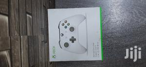 Xbox One Controllers - thumbnail 2