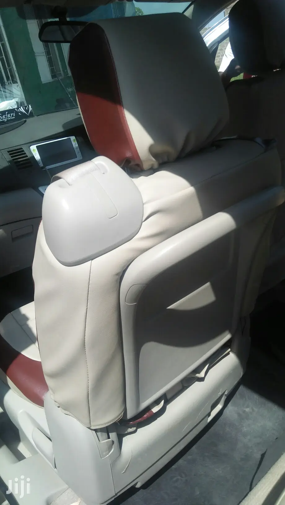 Pocketed Backs Car Seat Covers