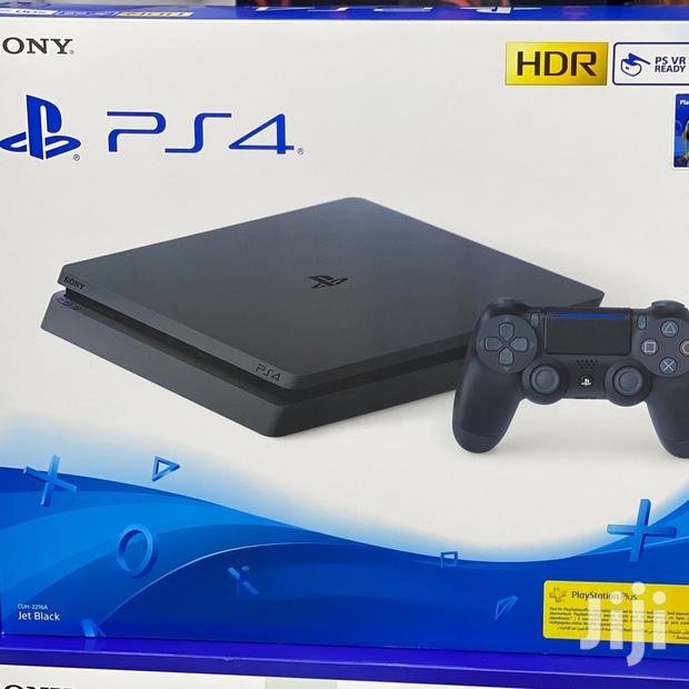 New 500gb Slim Ps4 - main view