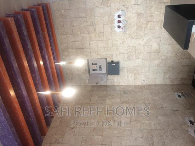 Magnificent Office Space to Let Next to Shell Links Road - thumbnail 2