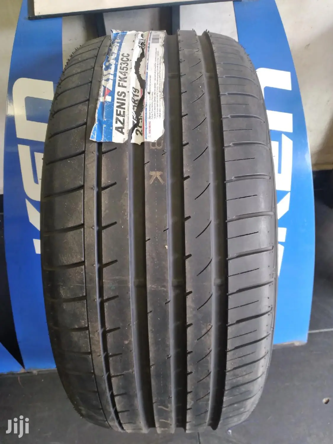 Falken Tires Sizes 275/45r19 Made in Japan.