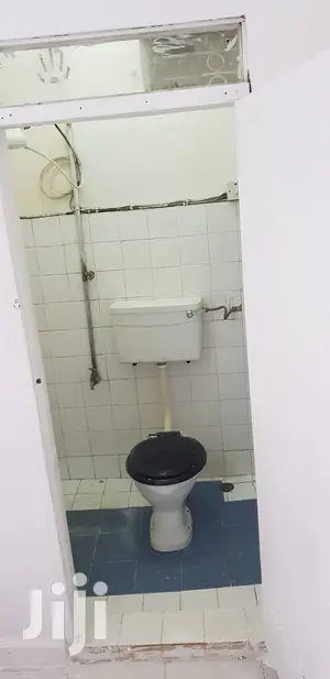 Parklands Spacious Studio for Rent