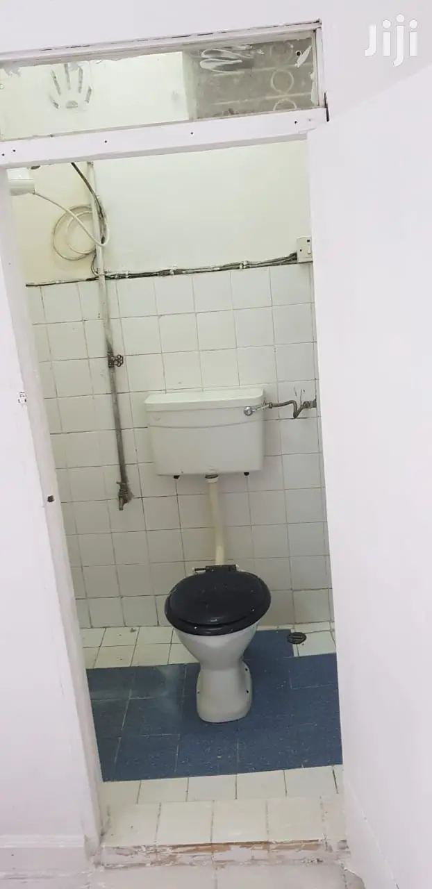 Parklands Spacious Studio for Rent