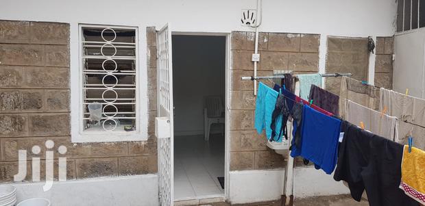 Parklands Spacious Studio for Rent - thumbnail 4