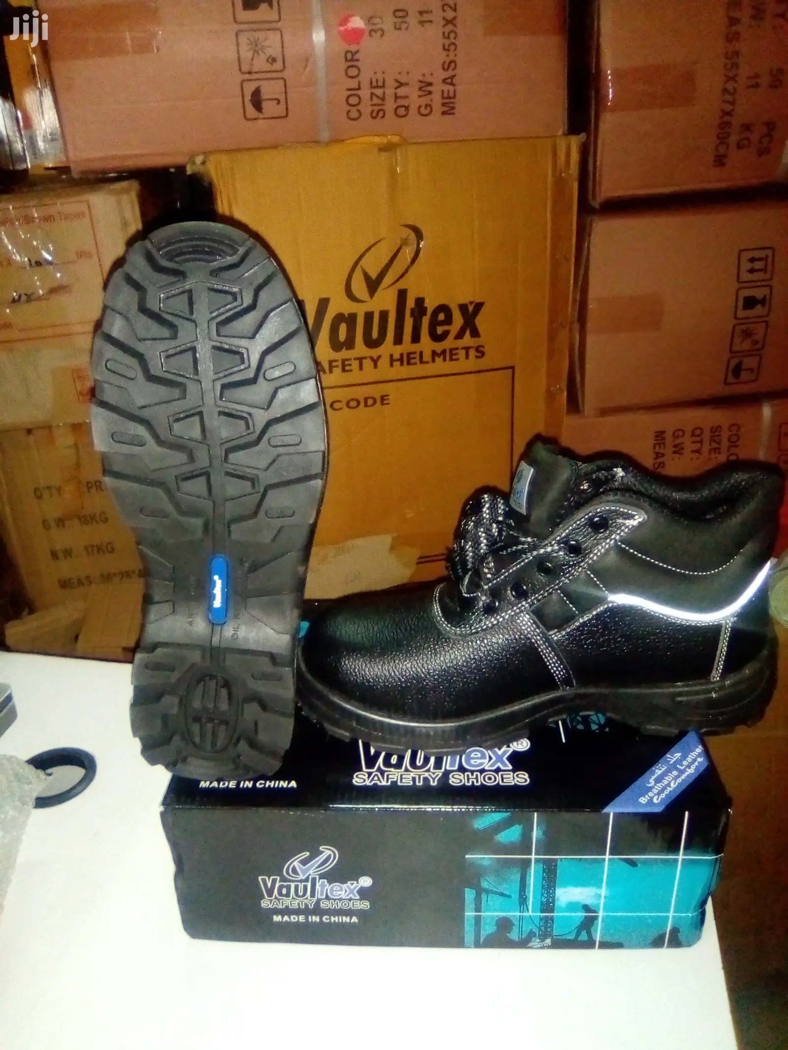 Vaultex Safety Work Footwear for Sale