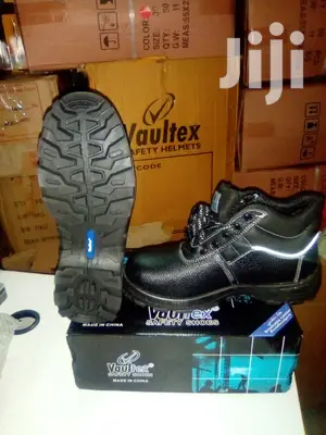 Vaultex Safety Work Footwear for Sale