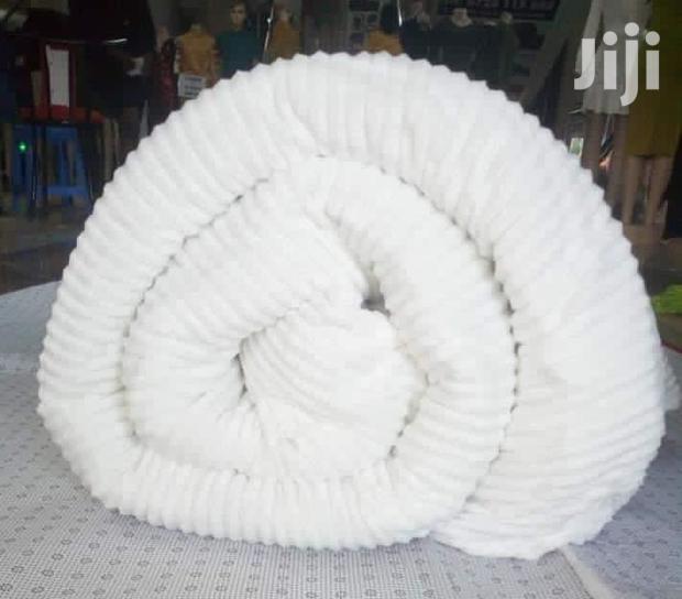 Warm Woolen Duvets - thumbnail 5