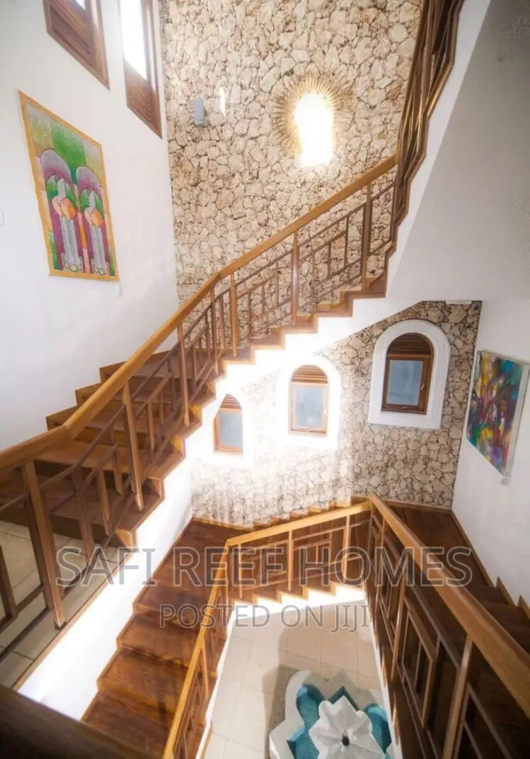 5bdrm Villa in Nyali for rent
