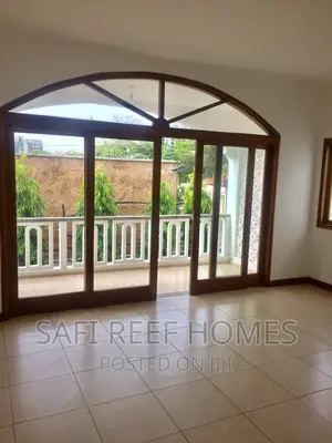 5bdrm Villa in Nyali for rent