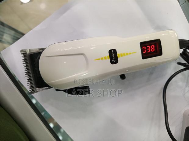 Rechargeable Clippers - thumbnail 4