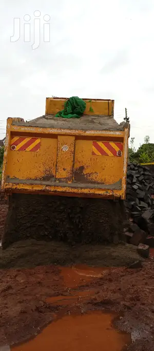 Tata Sand, Mai Mahiu