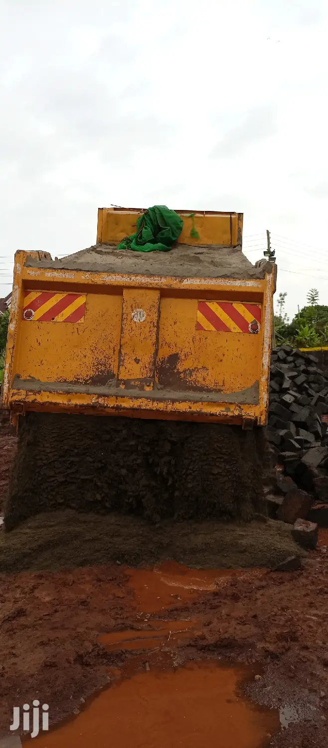 Tata Sand, Mai Mahiu