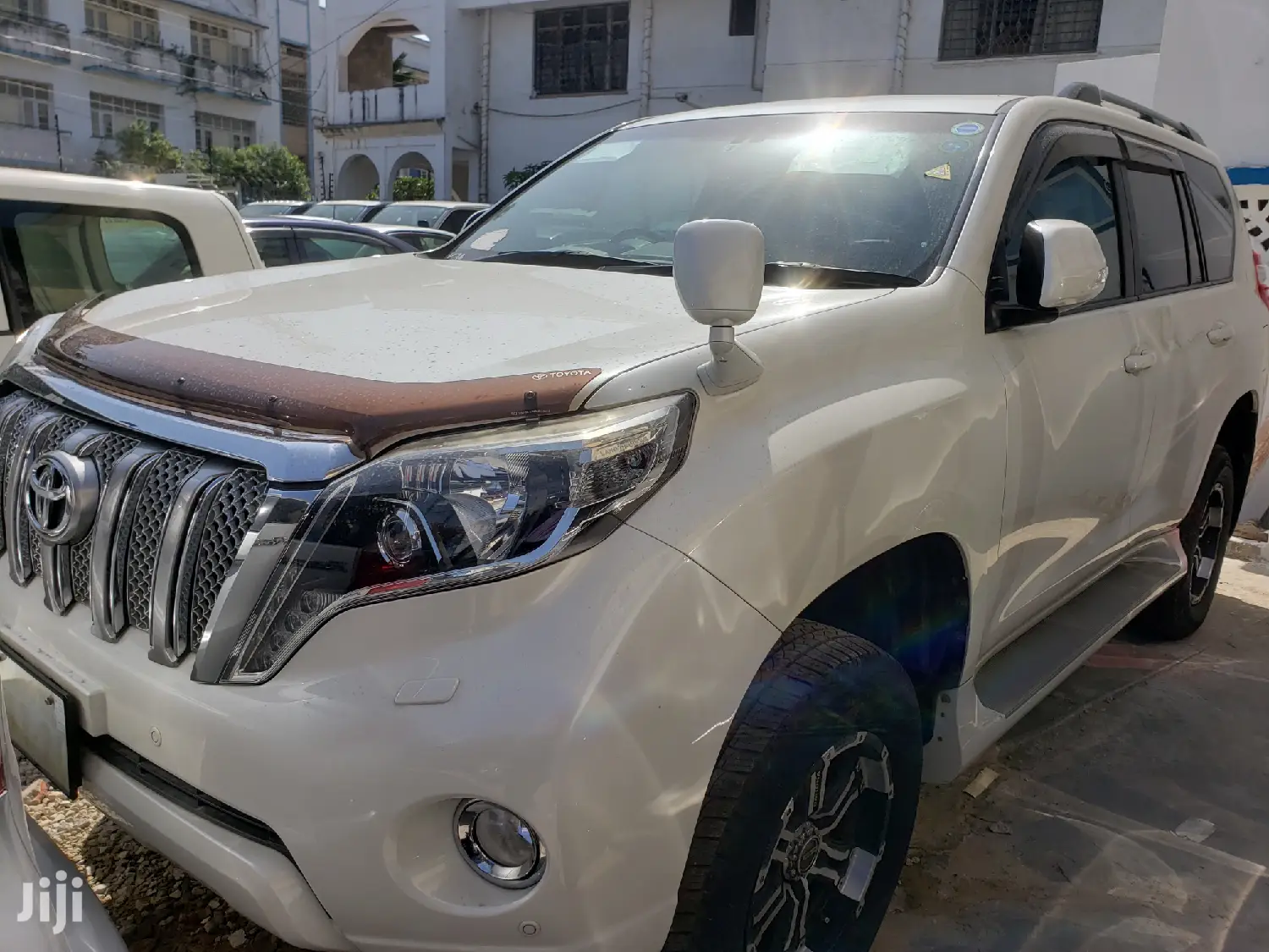 Toyota Land Cruiser Prado 2015 White