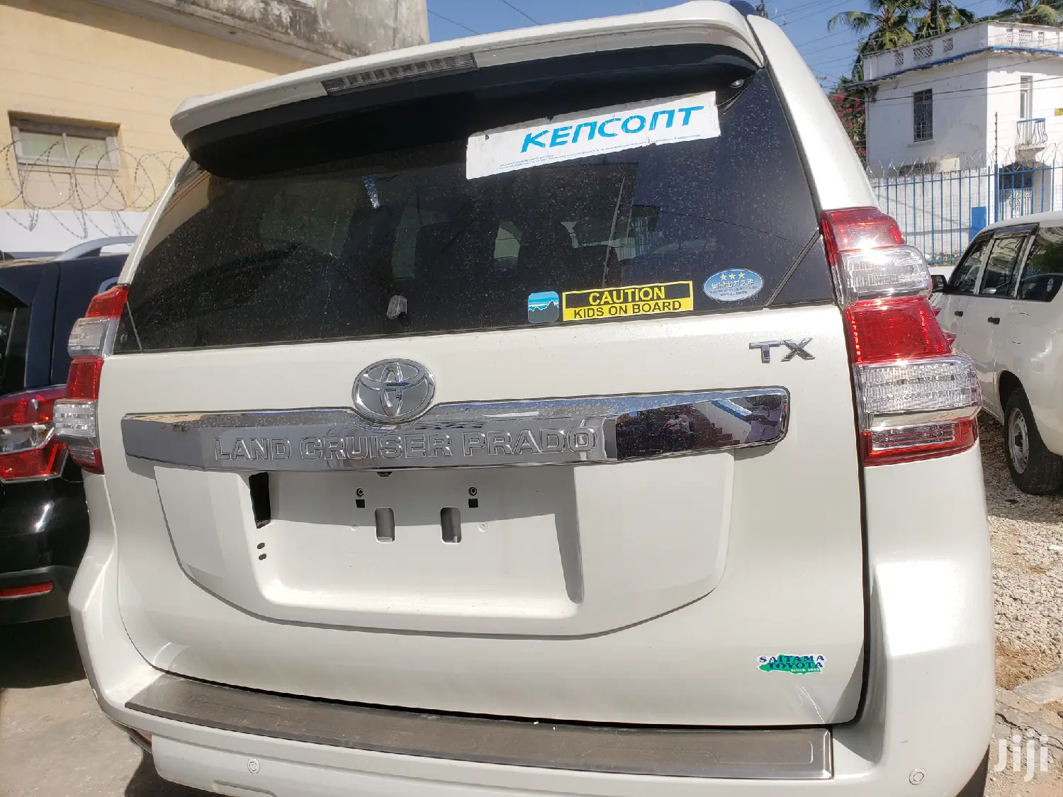 Toyota Land Cruiser Prado 2015 White