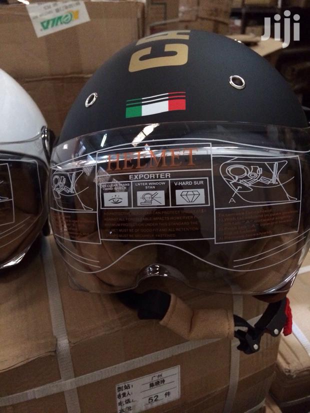 Motorcycle Helmets - thumbnail 10