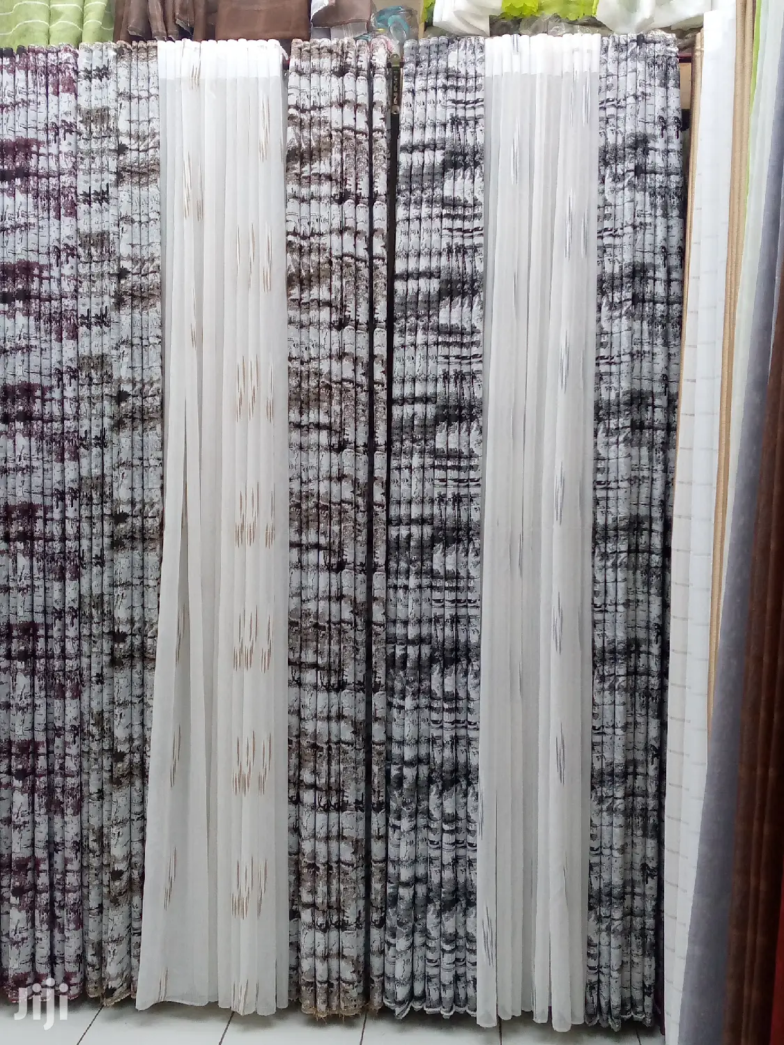 Top Quality Curtains.