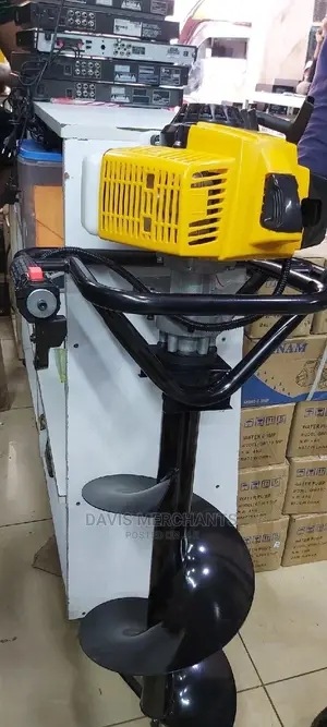 Wasp Earth Auger