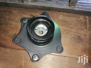 Honda CRV Strut Mount/Shock Mount.