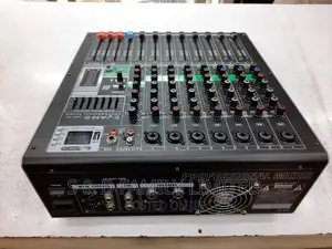 Evans 9 Channels Powered Mixer