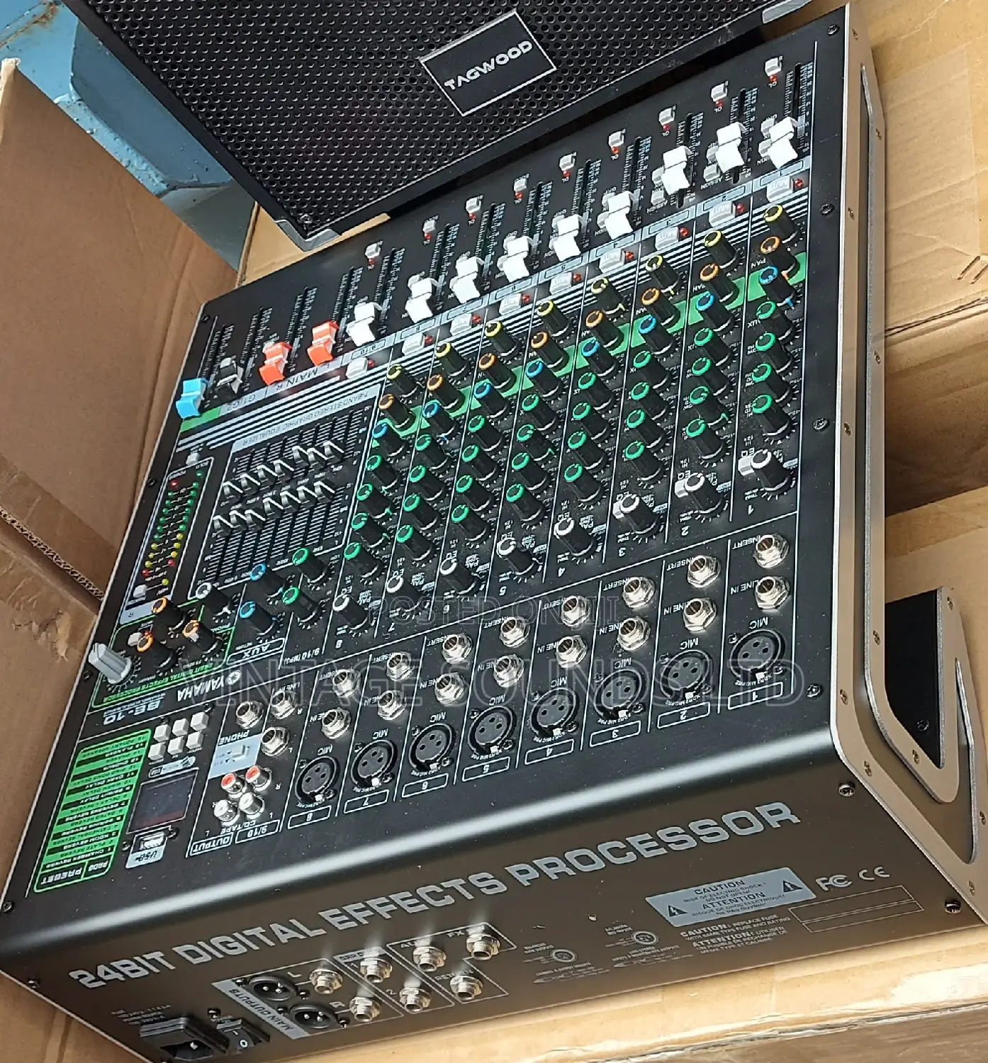 Yamaha Live Plain Mixer 10ch