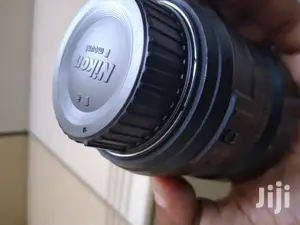 Nikon Lense