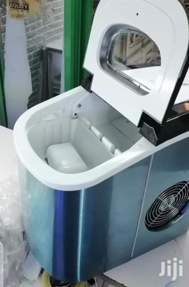 Effective Ice Cube Maker Machine