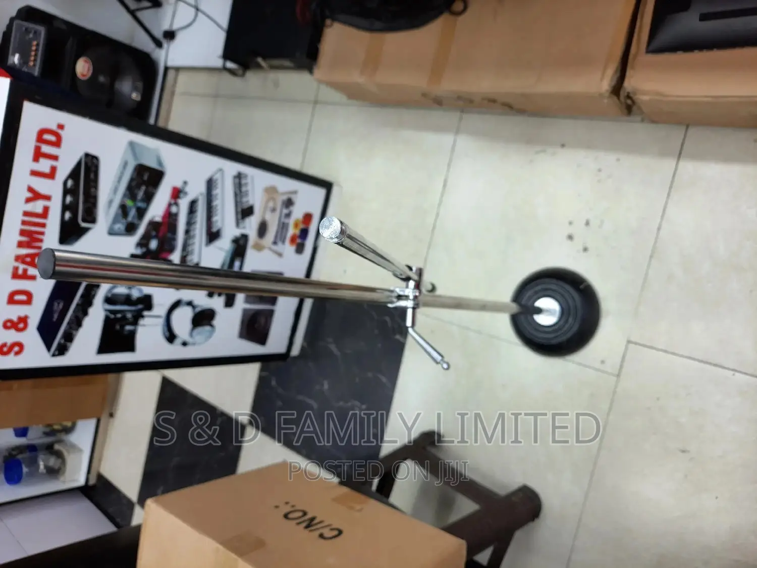 Ahuja Roundbase Microphone Stand