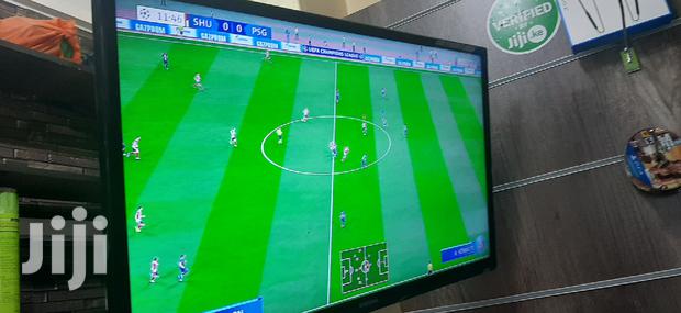 Black Playstation 4 - thumbnail 4