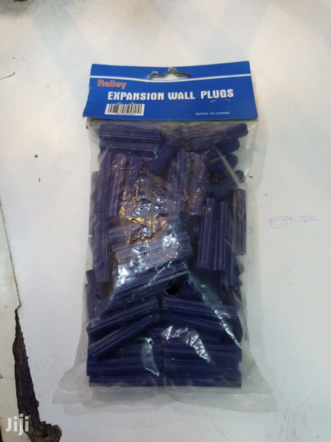 Wall Plugs