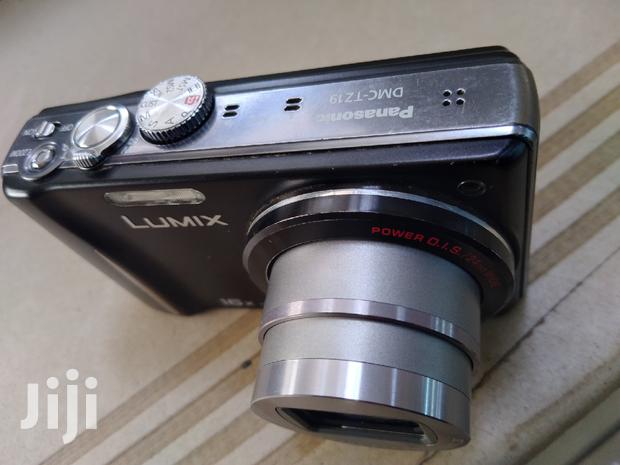 Digital Camera - thumbnail 3