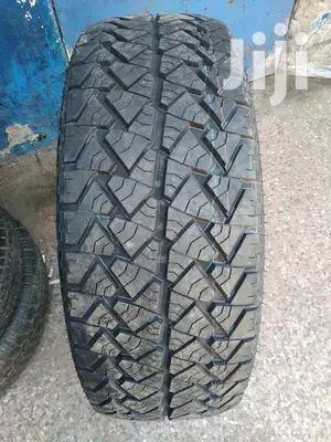 Petromax Tires Sizes 265/65r17 A/T.
