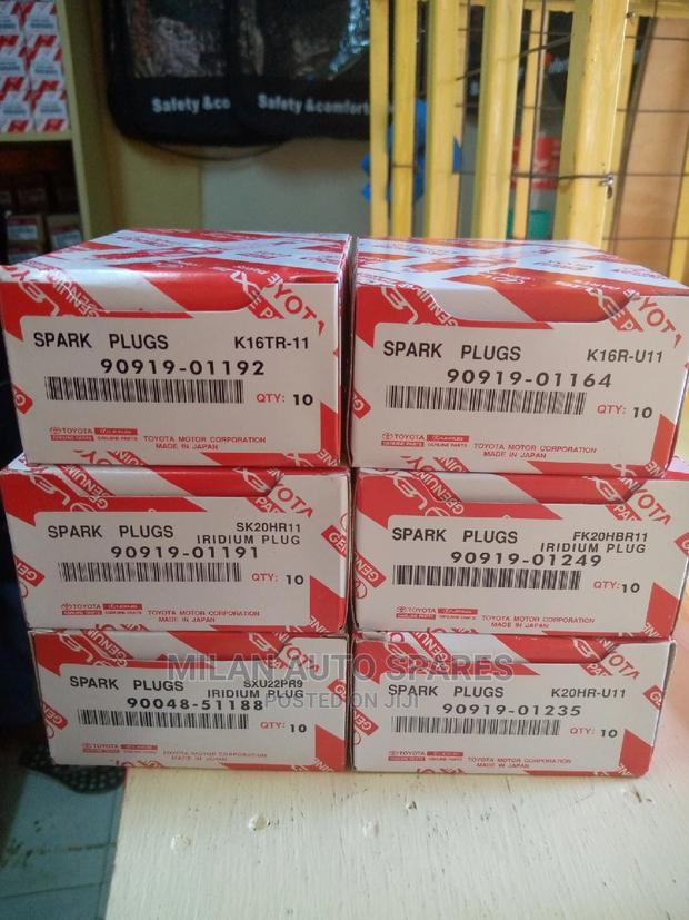 Genuine Toyota Spark Plugs - main view