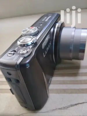Digital Camera