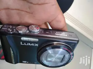 Digital Camera