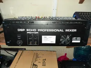 Trill LX2350 12 Channels Powered Mixer