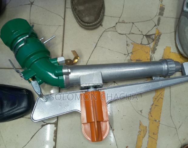 Irrigation FNPT Impact Mini-gun Sprinkler With Nozzle Set - main view