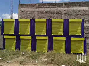 Container Stalls From Low Cube Container