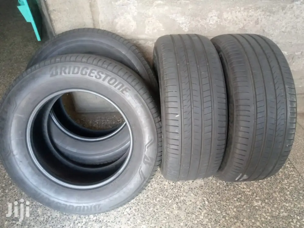 Second Hand Tires Sizes 285/60r18 Bridgestone Make.